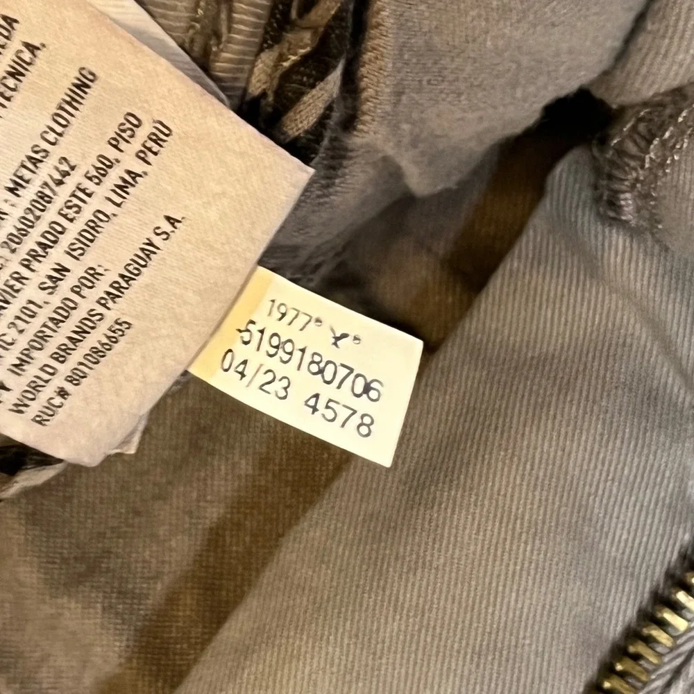 New American Eagle Slim Lived-In Khakis Mens 29x32 Gray Flex Stretch Chino Pants